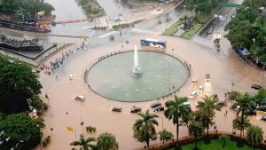 Read more about the article Banjir Jakarta: Tantangan Ekstrem Tata Kelola Lingkungan DKI