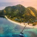 Pulau Kenawa: Surga Kecil yang Bikin Susah Move On