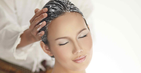 You are currently viewing Creambath: Ritual Sakral Rambut yang Sering Diremehkan