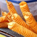 Kentang Tornado: Camilan Kekinian yang Bikin Nagih dari Gigitan Pertama