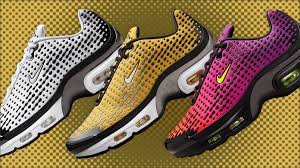 You are currently viewing Nike Air Max Plus: Sneaker Ikonik dengan Desain Futuristik yang Selalu Jadi Favorit