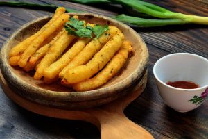 Read more about the article Kentang Keju Goreng: Camilan Renyah dengan Lelehan Keju yang Menggoda