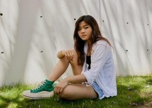 Read more about the article Miya Cech: Bintang Muda Hollywood yang Bersinar dari Layar Kecil hingga Besar