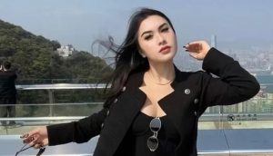 Read more about the article Shilla Delila: Kisah Perjalanan, Karya, dan Aura yang Membuat Banyak Orang Terpesona