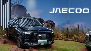 Read more about the article Jaecoo J5 EV: Saat SUV Listrik Modern Mengubah Cara Kita Merasakan Jalan dan Masa Depan