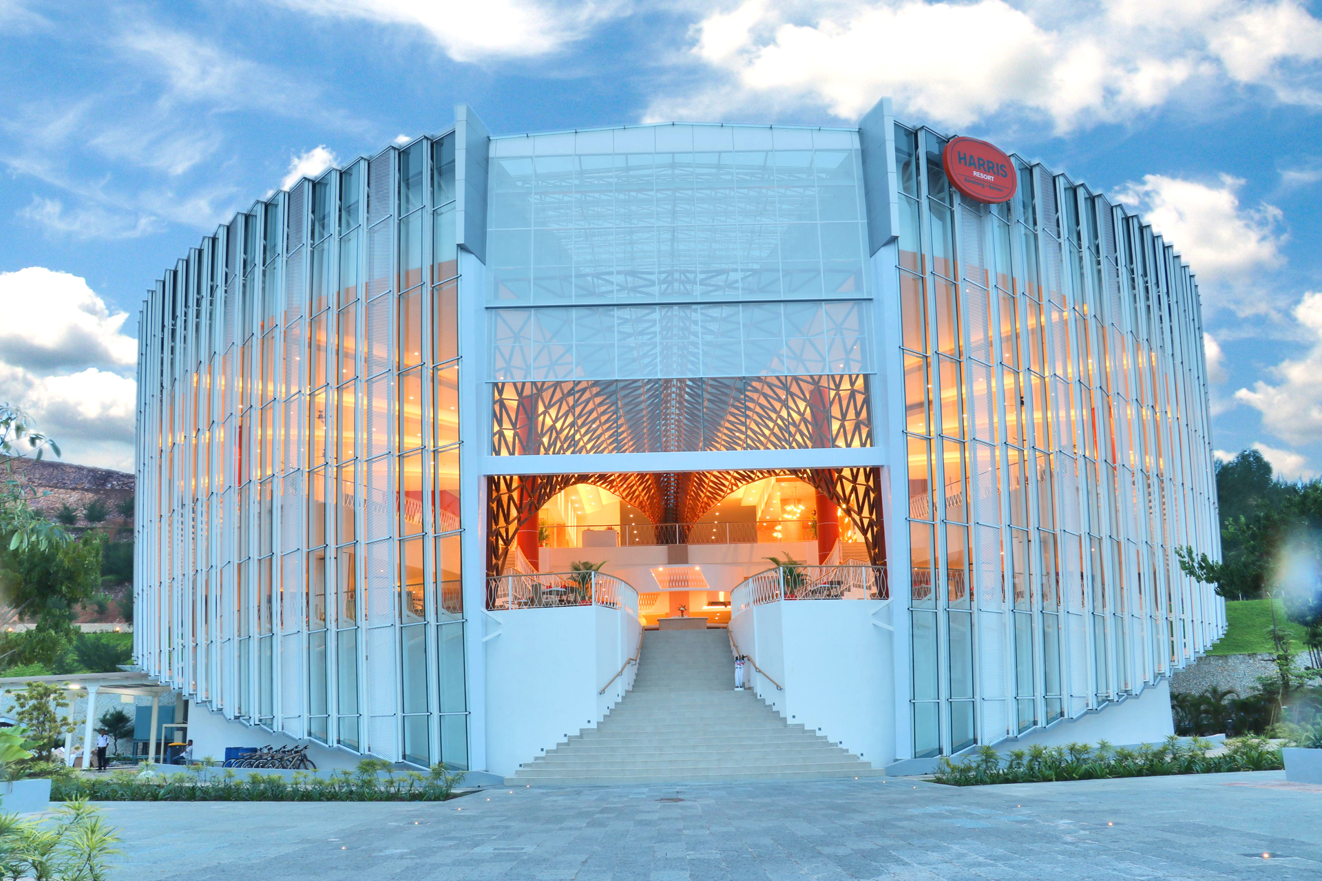 You are currently viewing Eksotisme Harris Resort Barelang: Destinasi Staycation Hits