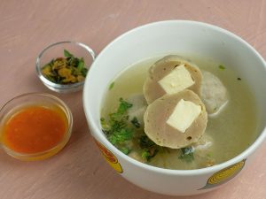 Read more about the article Bakso Keju Lumer: Sensasi Gurih Meleleh yang Menggoda Selera dan Bikin Nagih